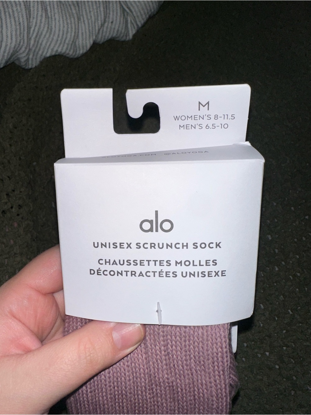 Alo unisex scrunch socks BNWT color smokey quartz purple size 8-11 perfect gift, - Picture 2 of 7